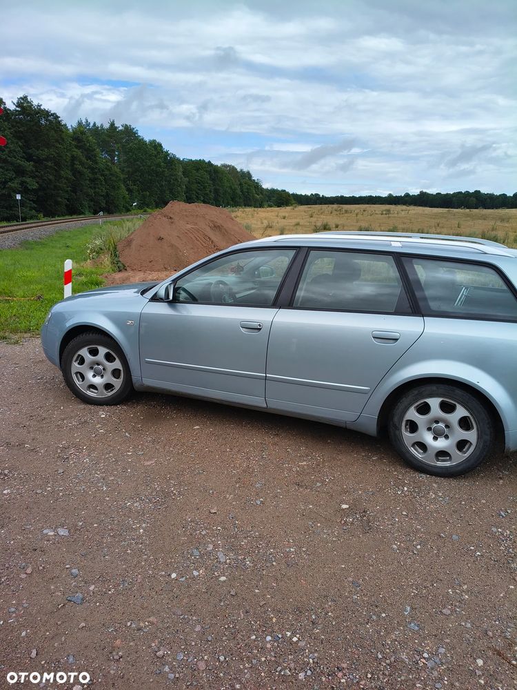 Audi A4 Avant - 13