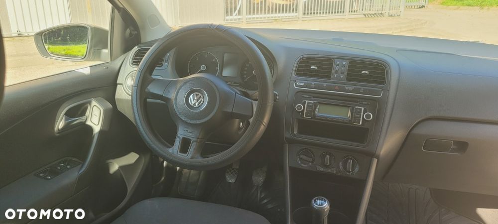 Volkswagen Polo - 3