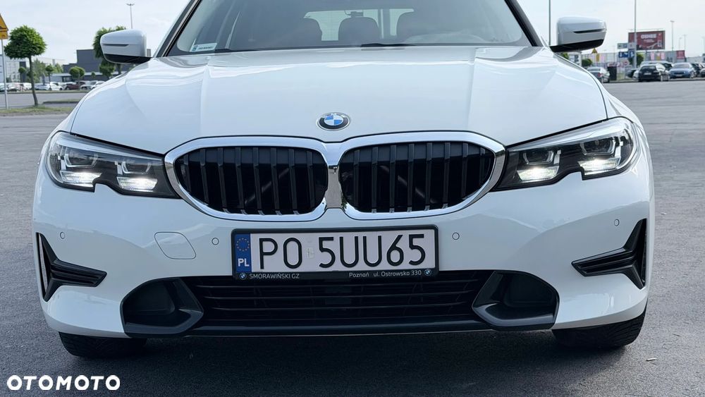 BMW Seria 3 318i Sport Line - 9