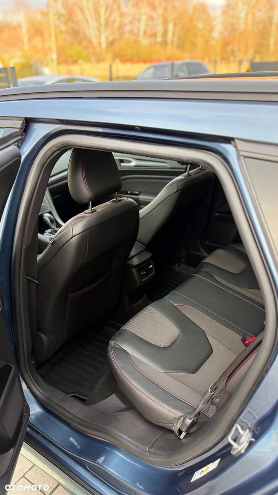 Ford Mondeo 2.0 TDCi ST-Line 4WD PowerShift - 13