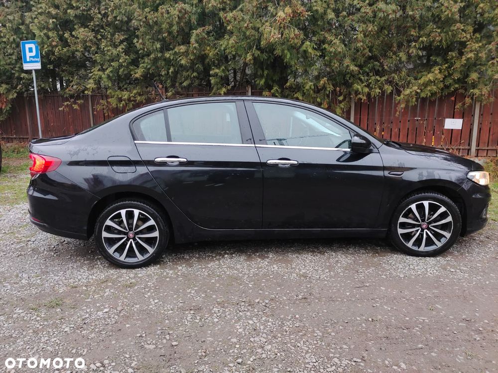 Fiat Tipo 1.6 MultiJet 16v Lounge - 3
