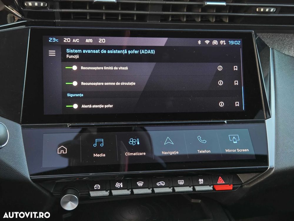 Peugeot 308 SW BlueHDi 130 EAT8 Allure - 29