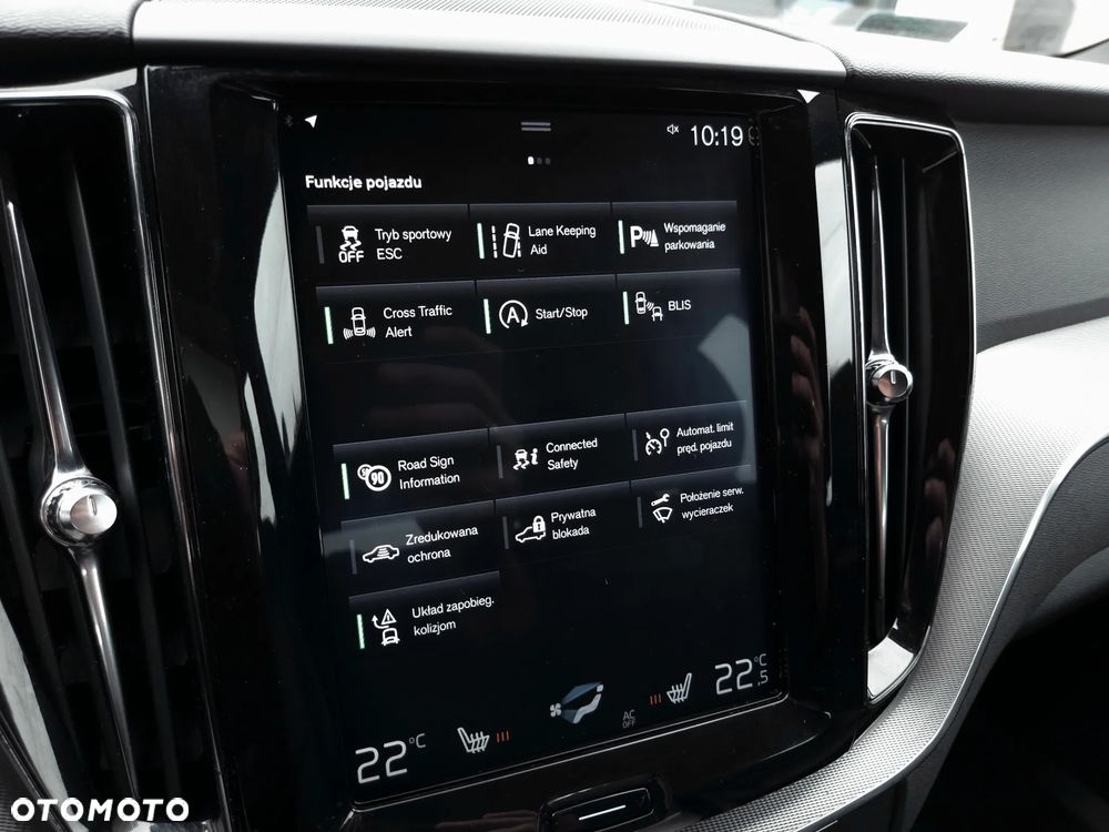 Volvo XC 60 D3 R-Design - 23