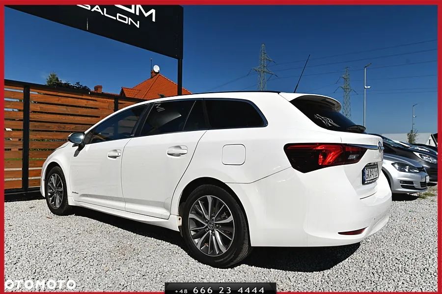 Toyota Avensis Touring Sports 1.6 D-4D Executive - 9