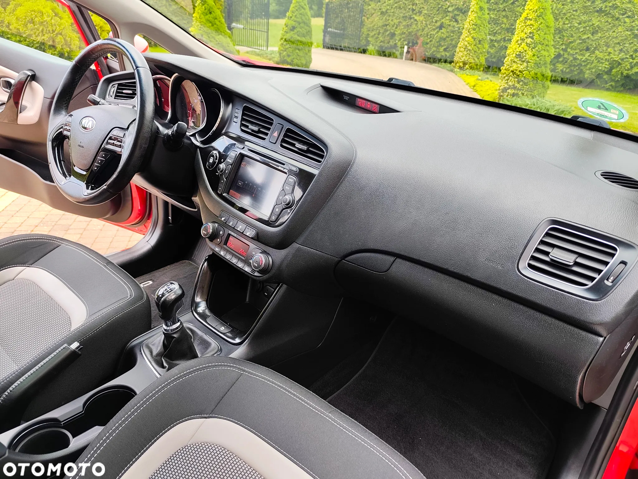 Kia Ceed 1.6 GDI Platinum Edition - 33