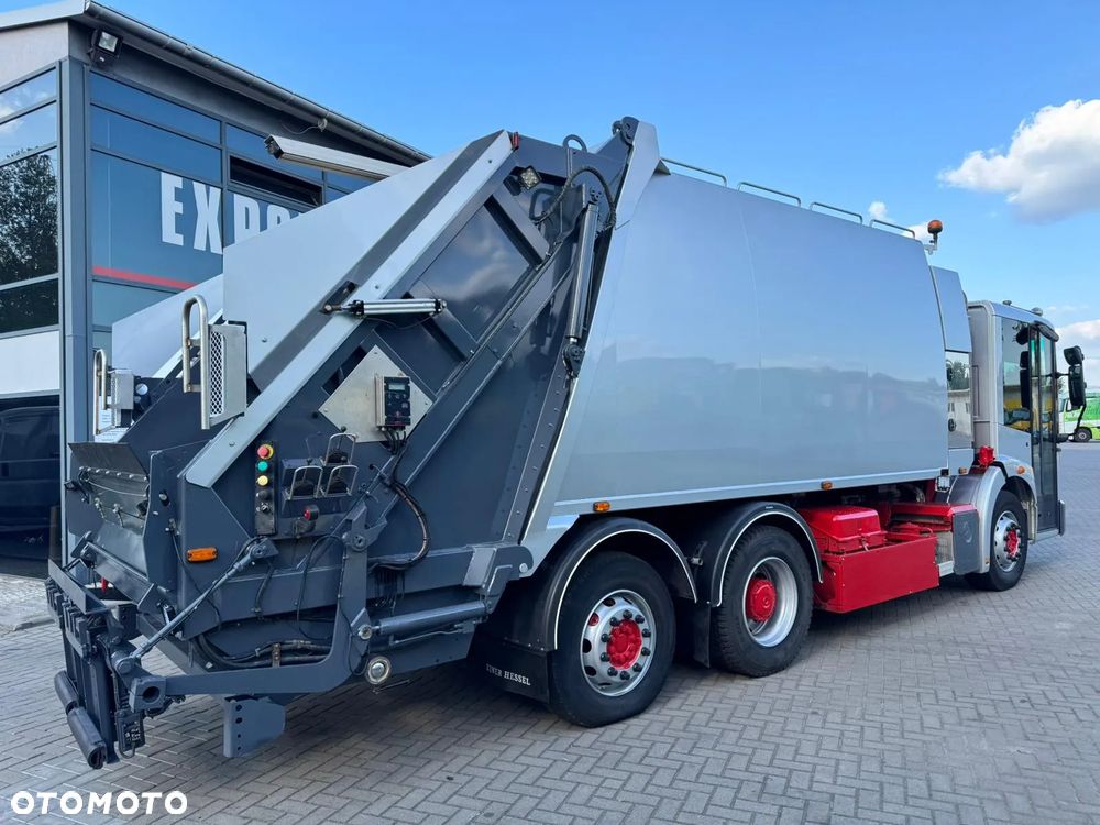 Mercedes-Benz Econic - 6