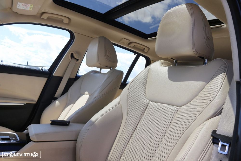 BMW 330 e Line Sport Auto - 37