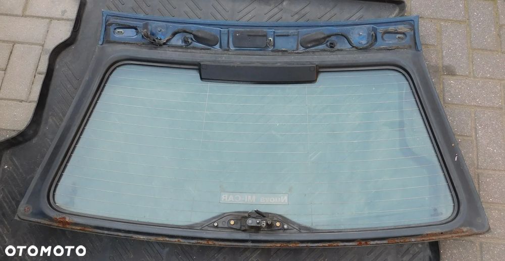 szyba tył w klapę otwierana BMW E39 TOURING - 3