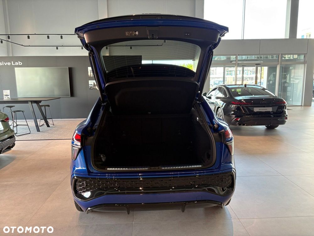 Audi Q3 Sportback - 5