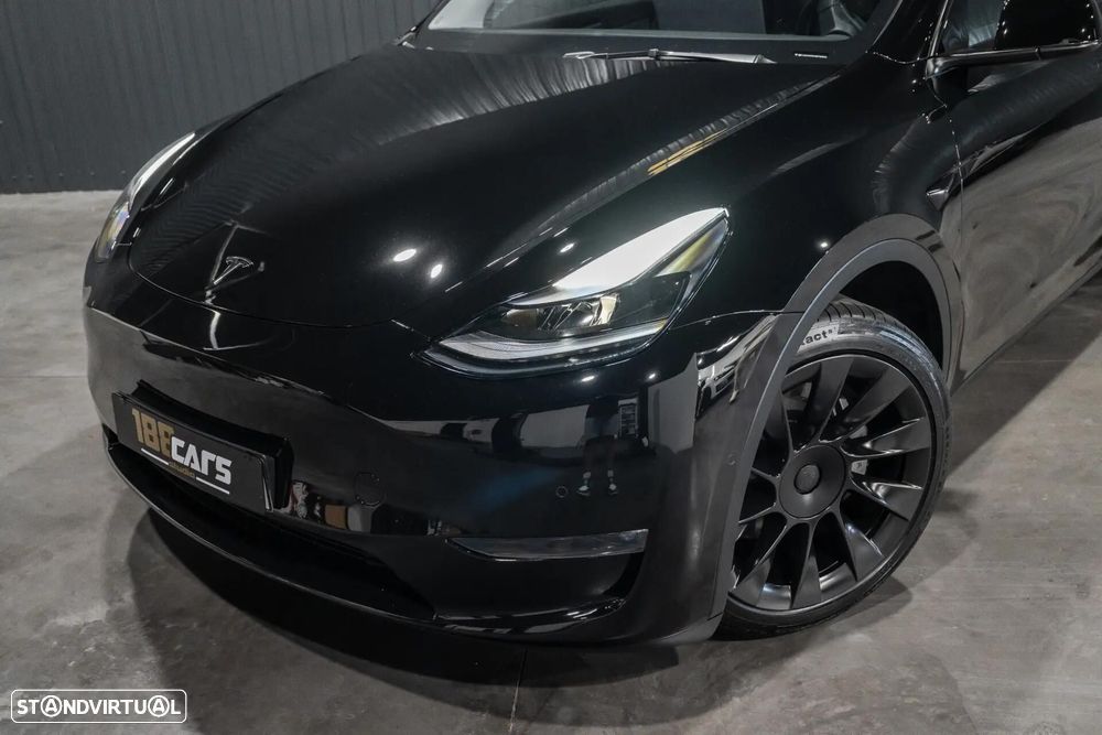 Tesla Model Y Long Range Dual Motor AWD - 34