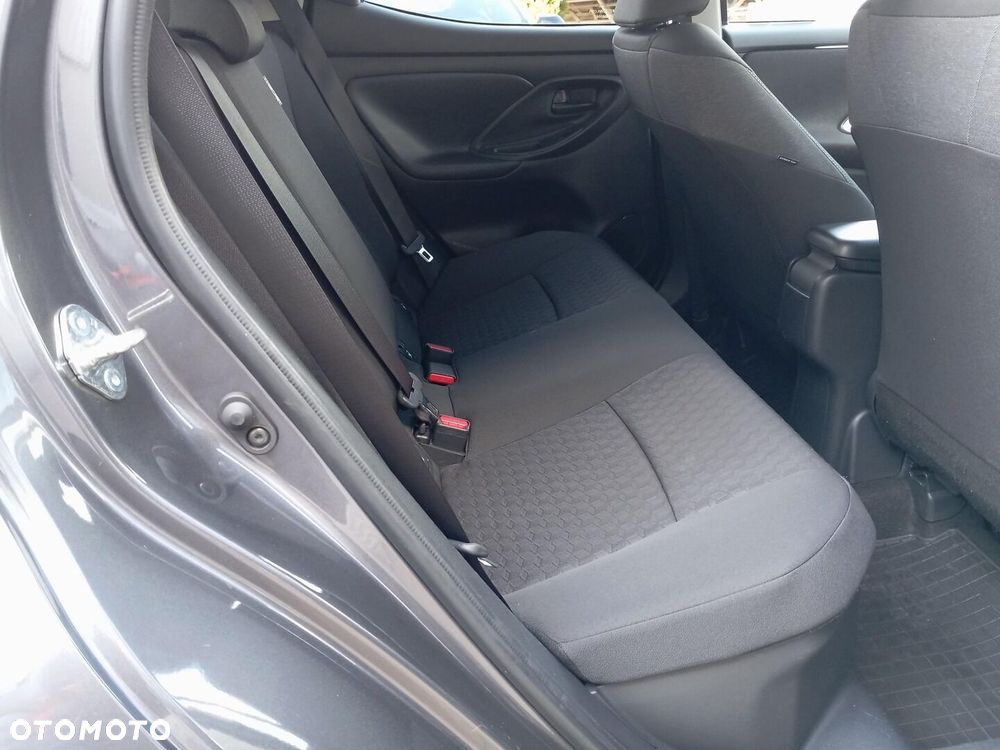 Toyota Yaris - 8