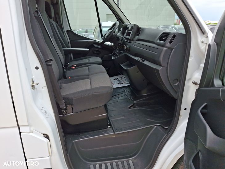 Renault Master 2.3 dCi L3H2 - 15