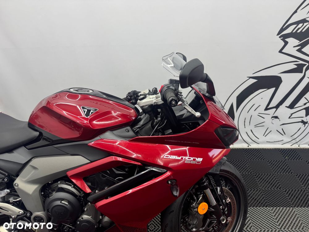 Triumph Daytona - 34