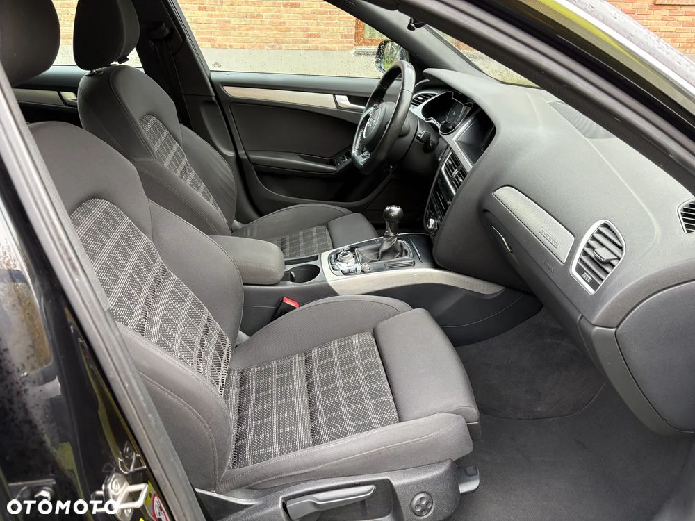 Audi A4 Avant 2.0 TDI Quattro - 16