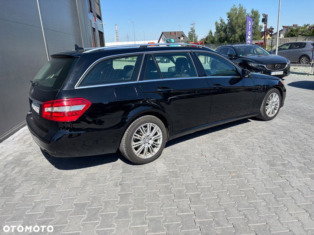Mercedes-Benz Klasa E 350 BlueTEC 4-Matic Elegance - 16