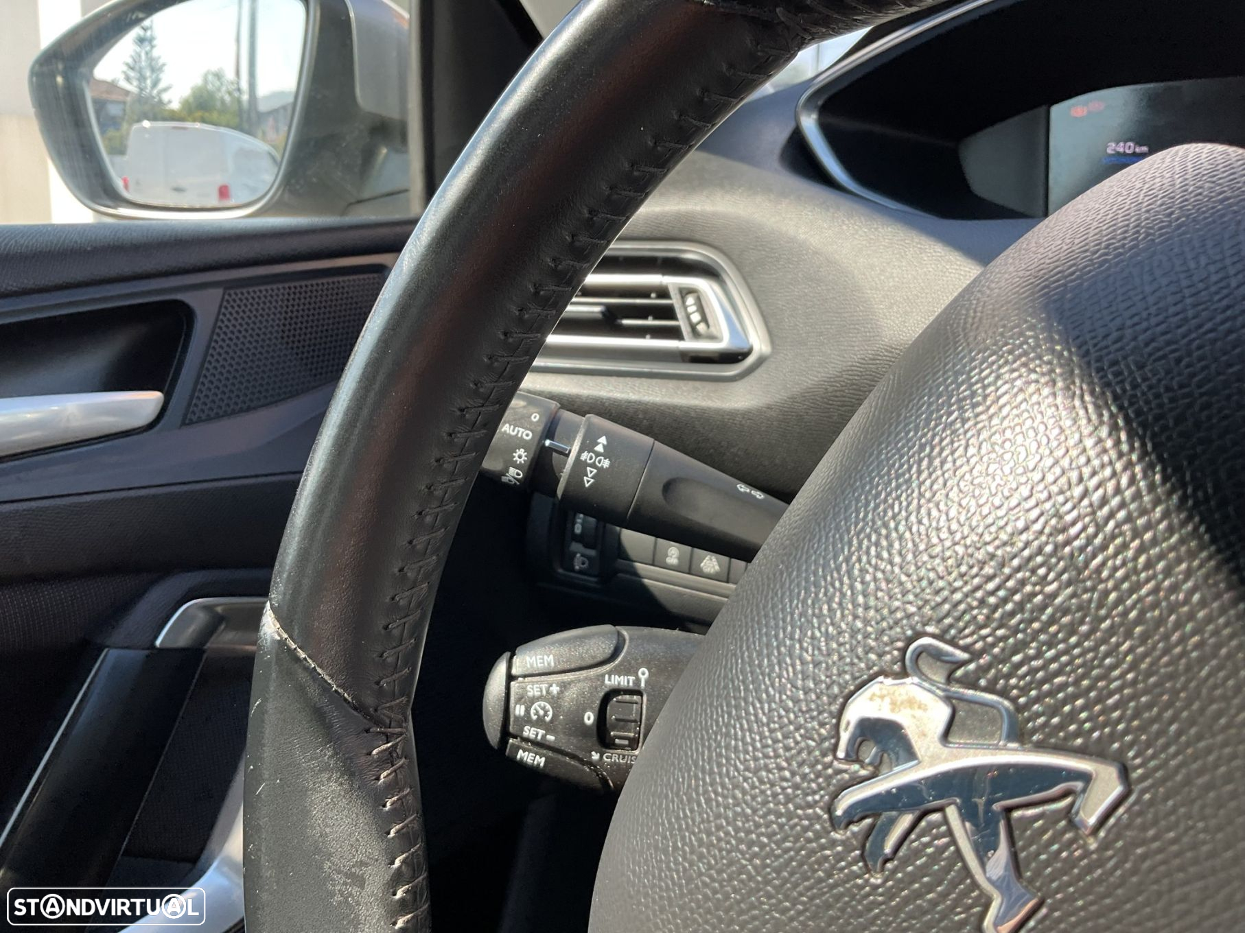 Peugeot 308 1.5 BlueHDi Allure - 37