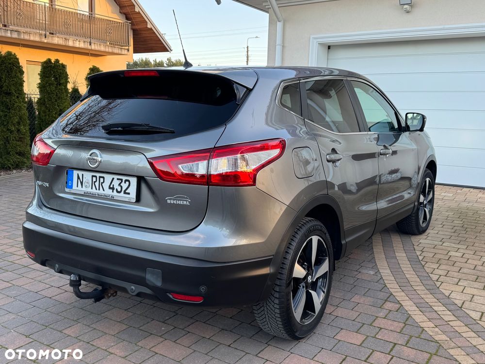 Nissan Qashqai - 4