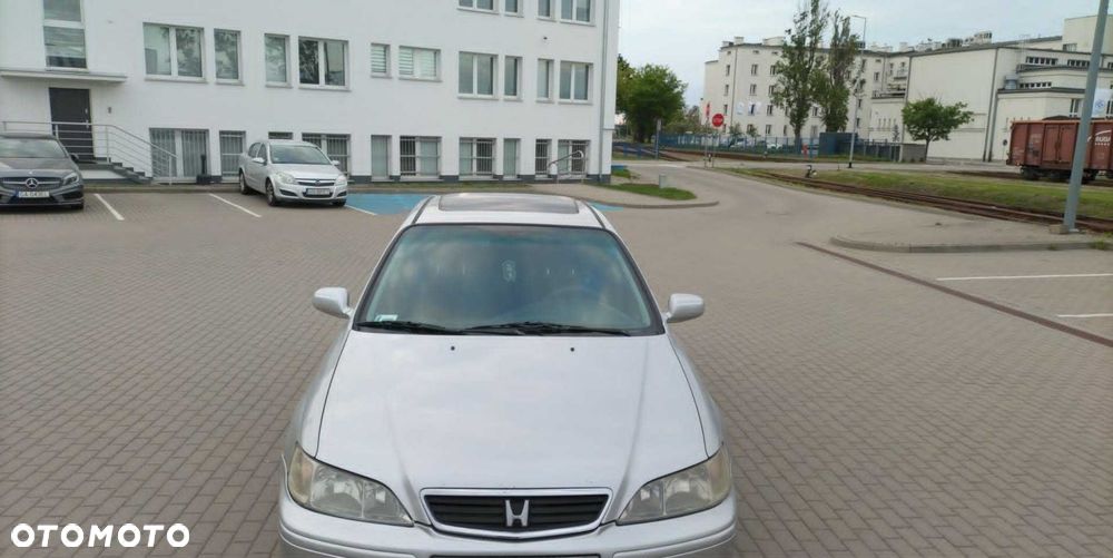 Honda Accord - 1