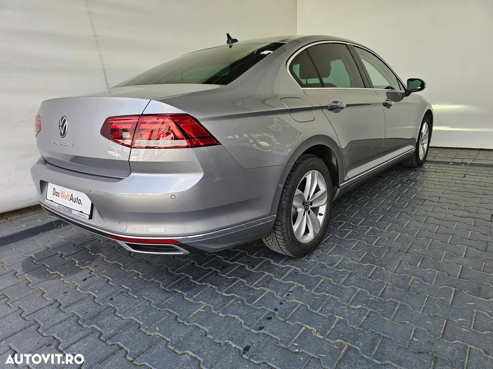 Volkswagen Passat 1.5 TSI ACT DSG Highline - 27