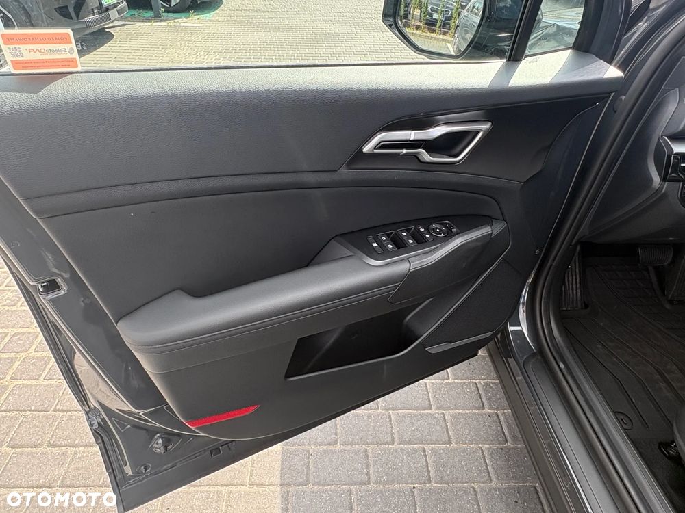 Kia Sportage 1.6 T-GDI HEV Black Edition 2WD - 11