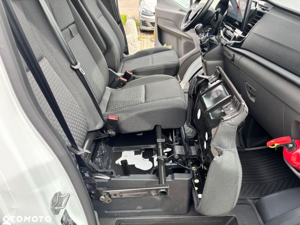 Ford Transit - 23