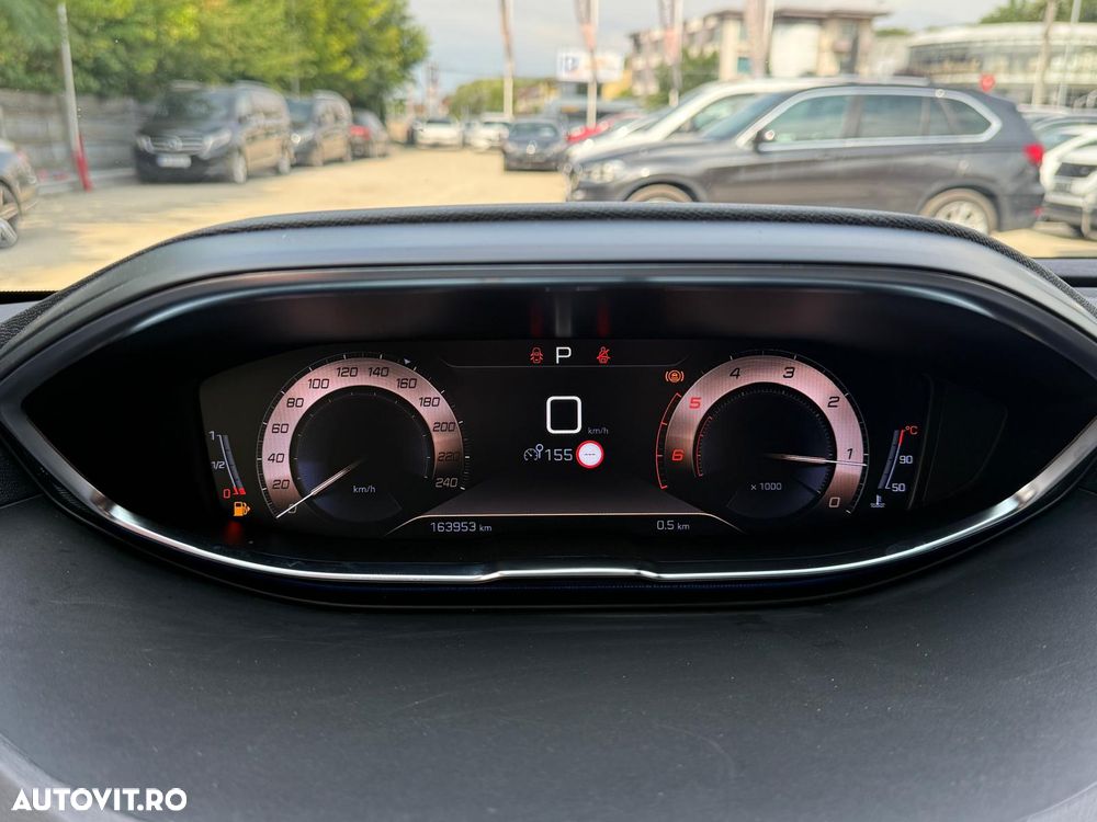 Peugeot 3008 - 17