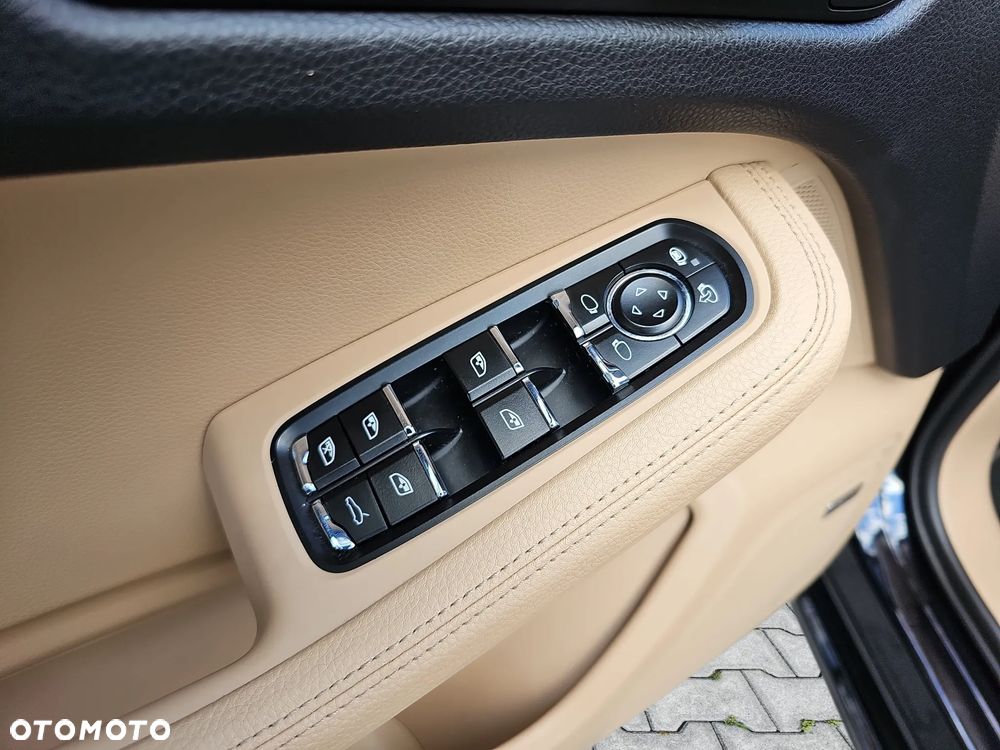 Porsche Macan PDK - 33