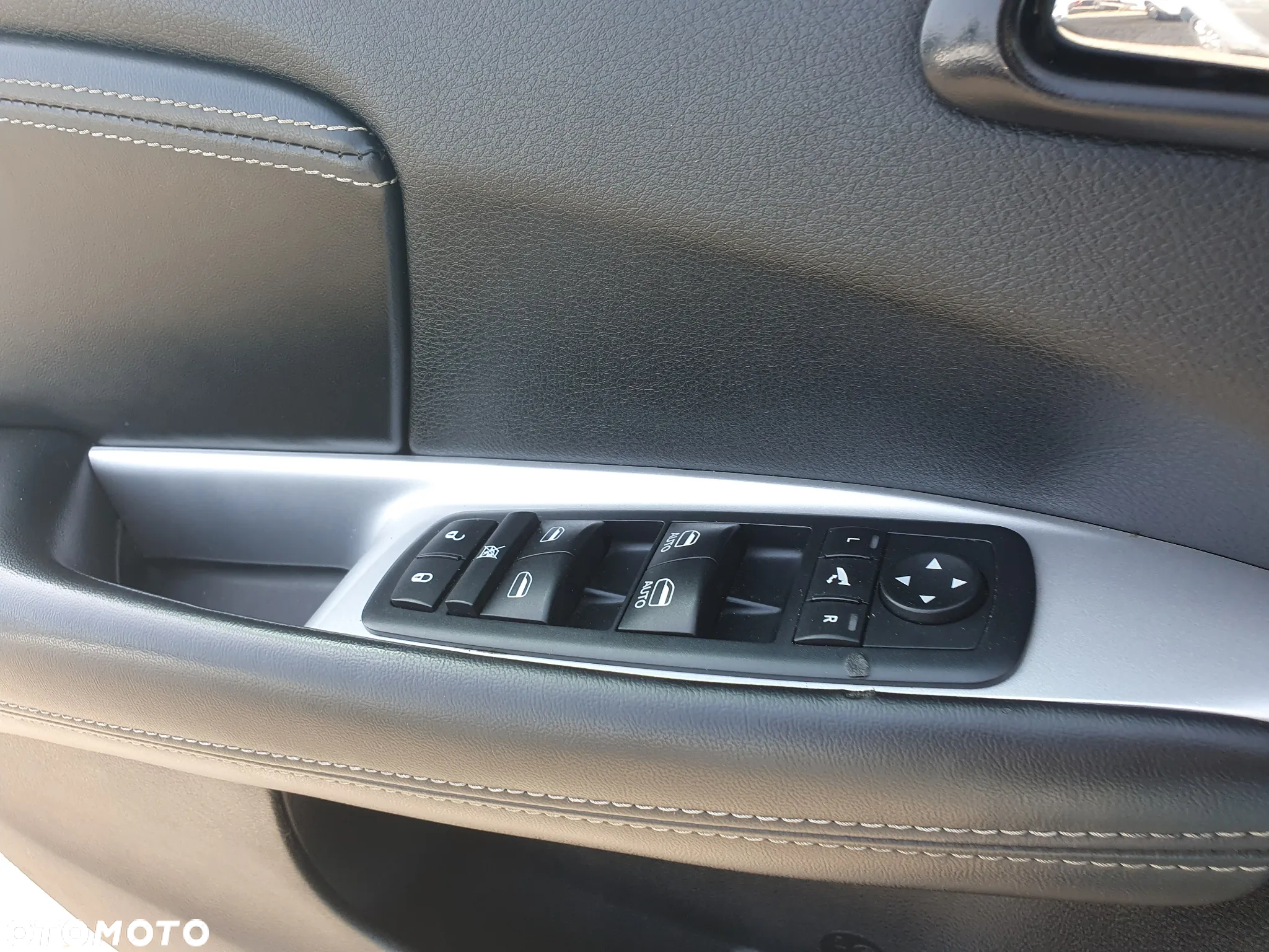 Fiat Freemont 2.0 Multijet Lounge AWD - 13