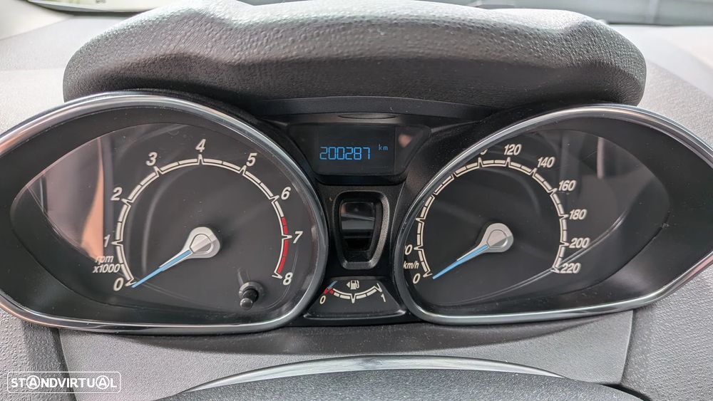 Ford Fiesta 1.0 T EcoBoost Titanium - 1
