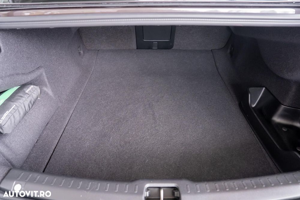 Volvo S90 Recharge T8 AWD Plus Bright - 12