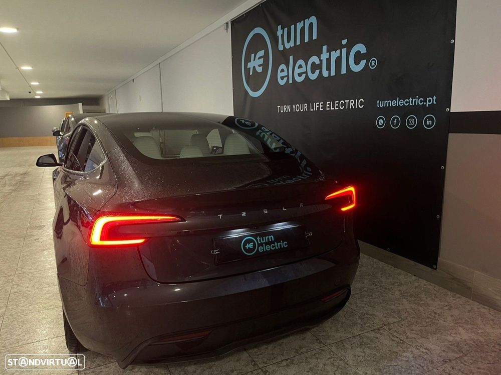 Tesla Model 3 RWD - 2