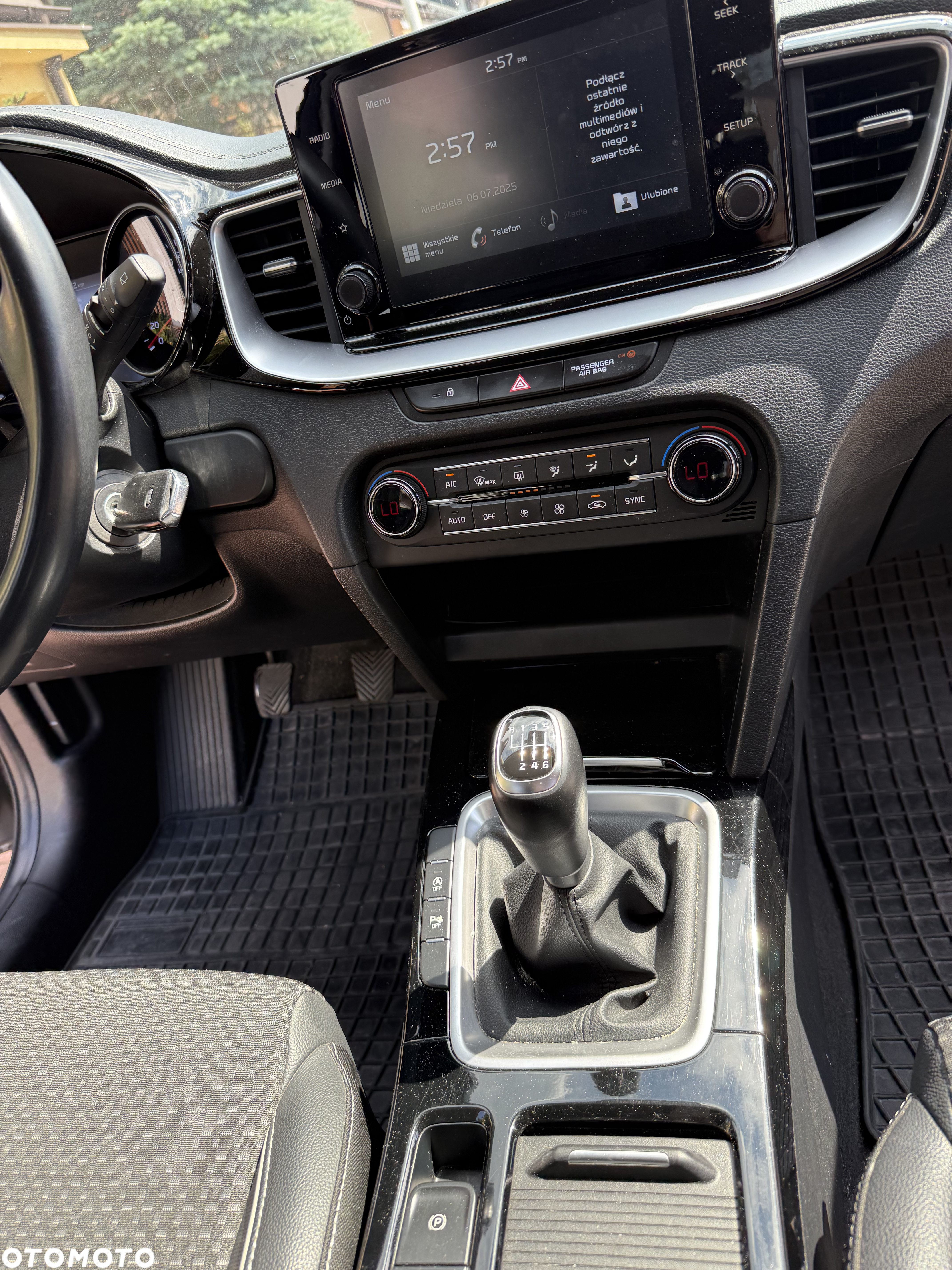 Kia XCeed 1.4 T-GDI L - 27