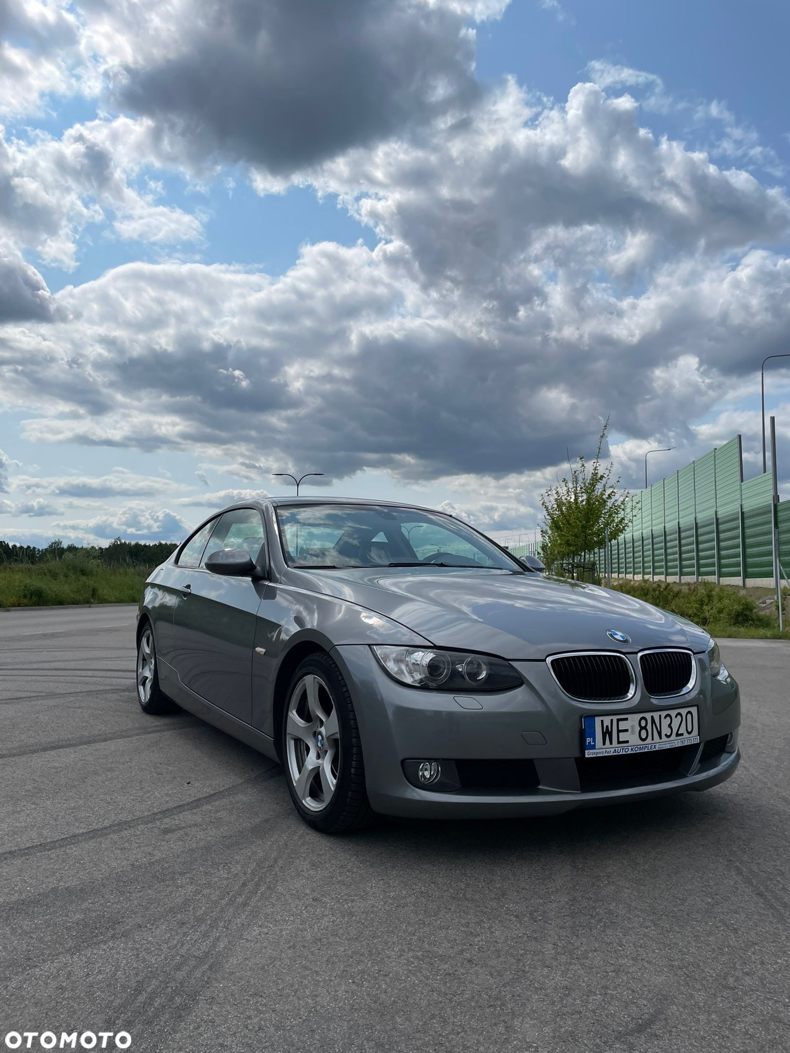 BMW Seria 3 320i - 1