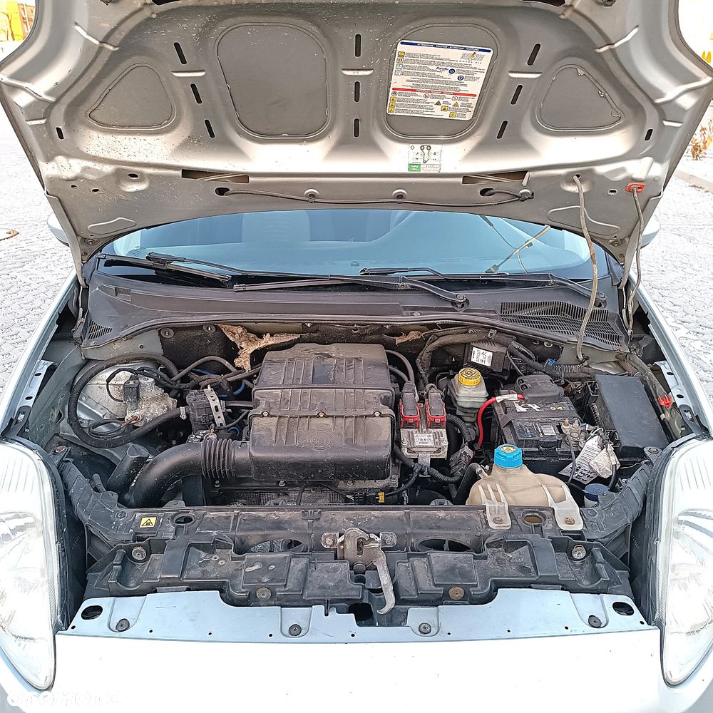 Fiat Grande Punto - 15