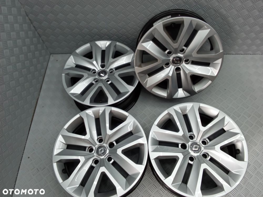 Felgi strukturalne Renault Captur Kadjar Laguna Megane Arkana Fluence 7Jx17 et 35 5x114,3 - 2