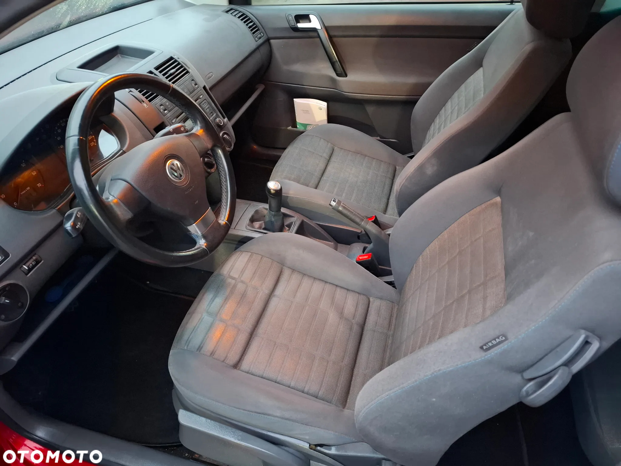Volkswagen Polo 1.2 Sportline - 30