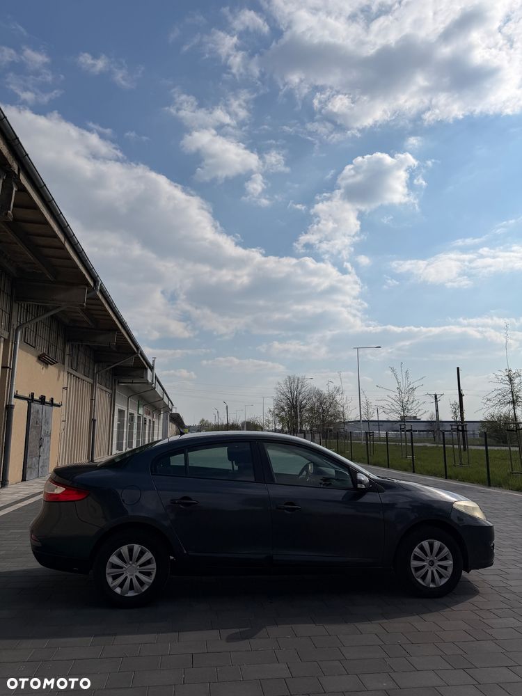 Renault Fluence 1.6 16V Expression - 8