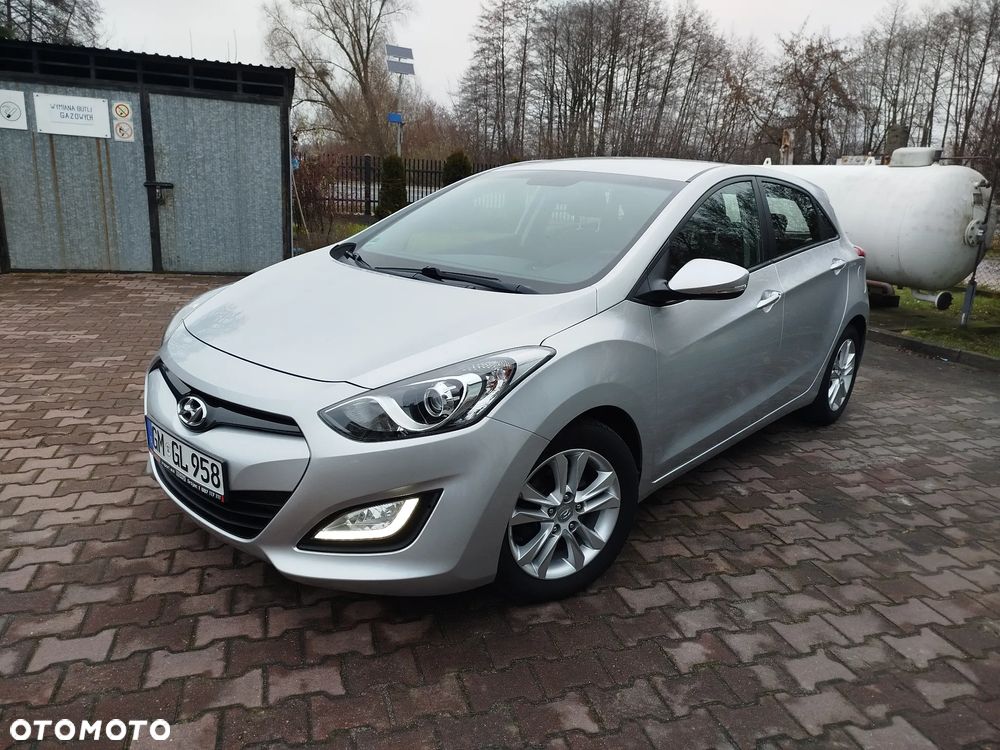 Hyundai i30 1.4 Premium - 1
