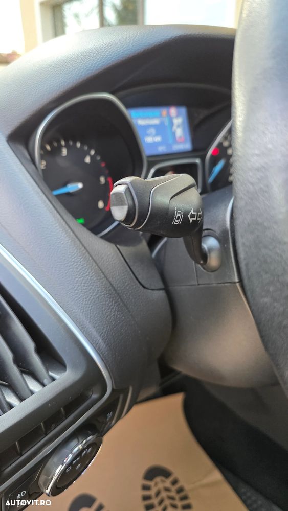 Ford Focus 1.6 TDCI DPF Start-Stopp-System Business - 16