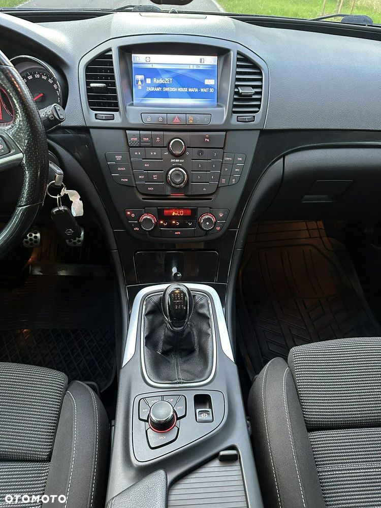 Opel Insignia - 32