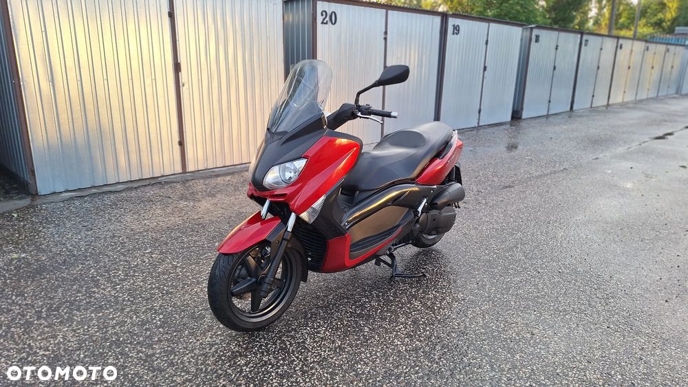 Yamaha X-max - 1