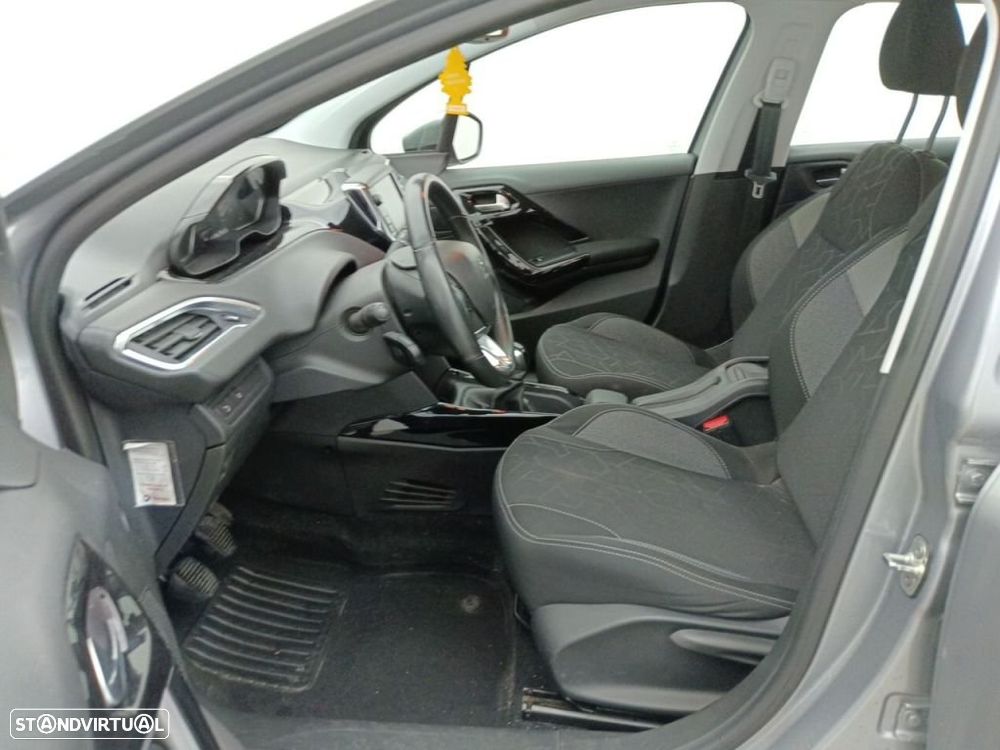 Peugeot 2008 BlueHDi 100 STOP & START Active - 7