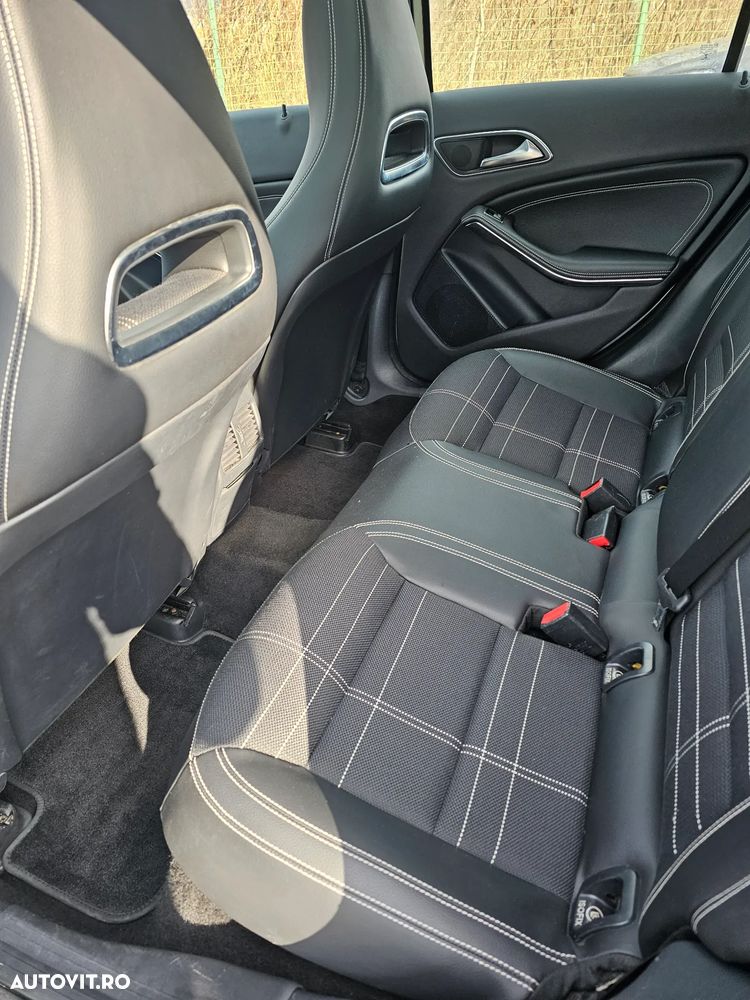 Mercedes-Benz A 180 - 12