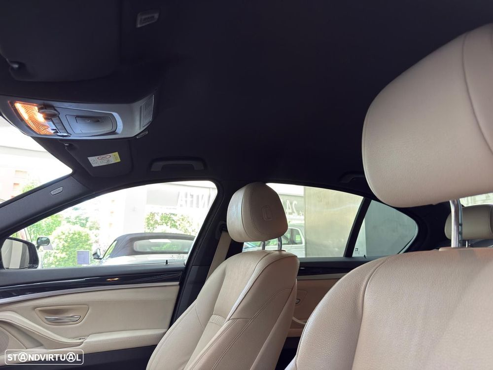 BMW 520 d xDrive Line Luxury Auto - 34