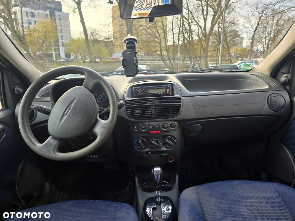 Fiat Punto 1.2 16V ELX Speedgear - 5