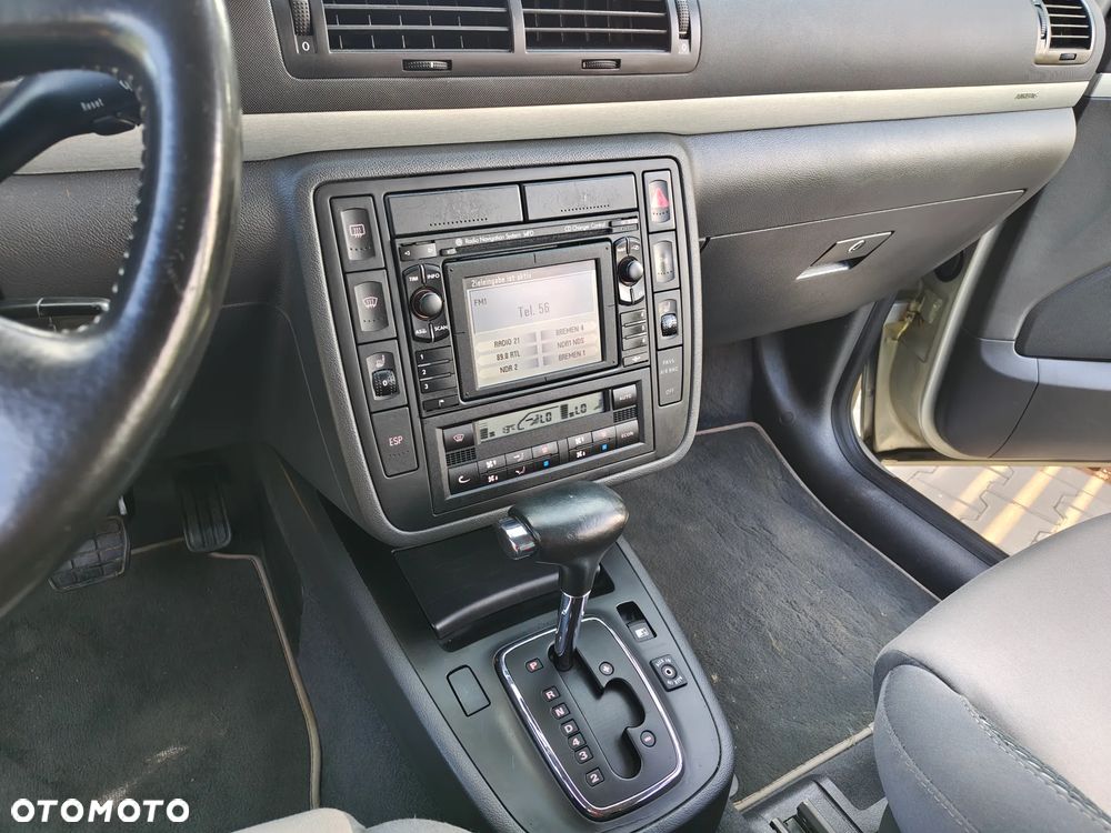 Volkswagen Sharan - 29
