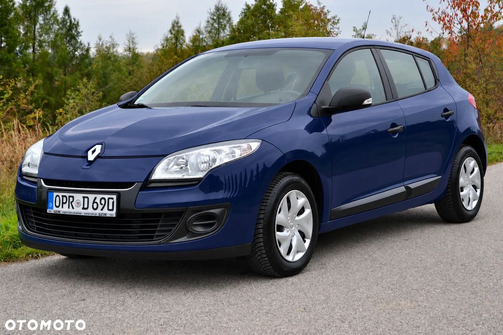 Renault Megane 1.6 16V Authentique Euro5 - 9
