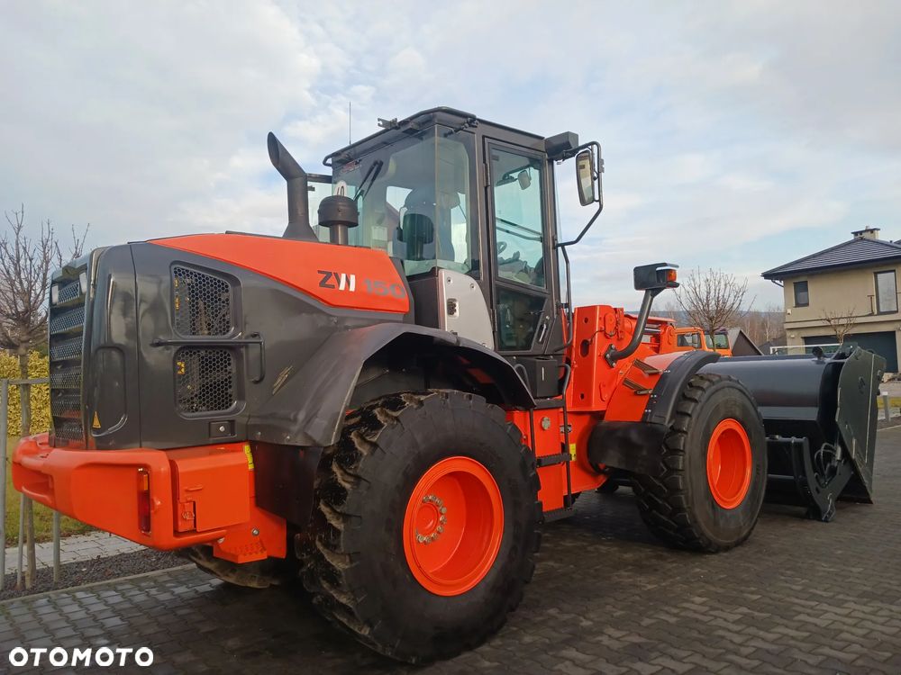 Hitachi ZW 150 - 24