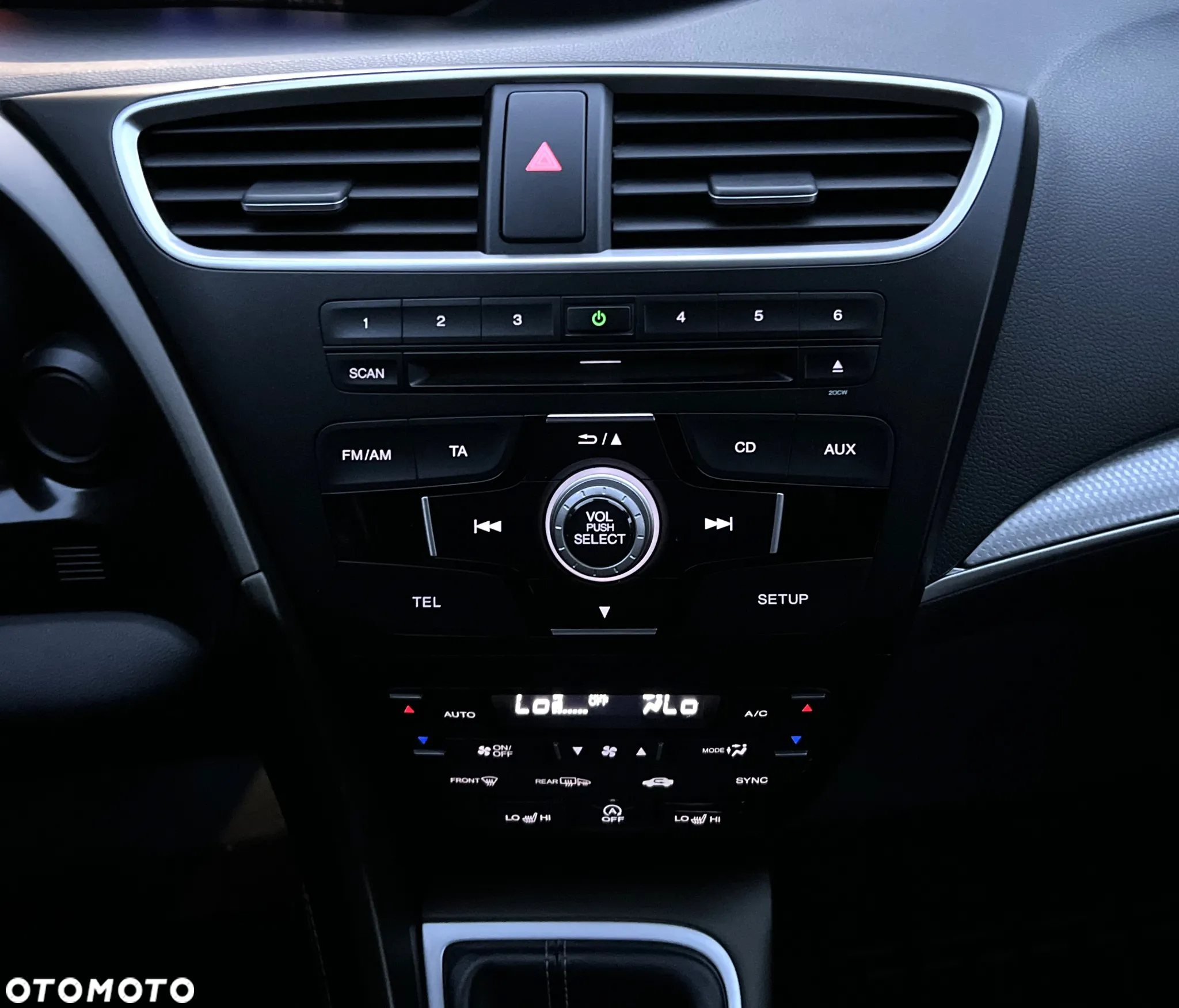 Honda Civic 1.8 Executive Navi ADAS II - 18