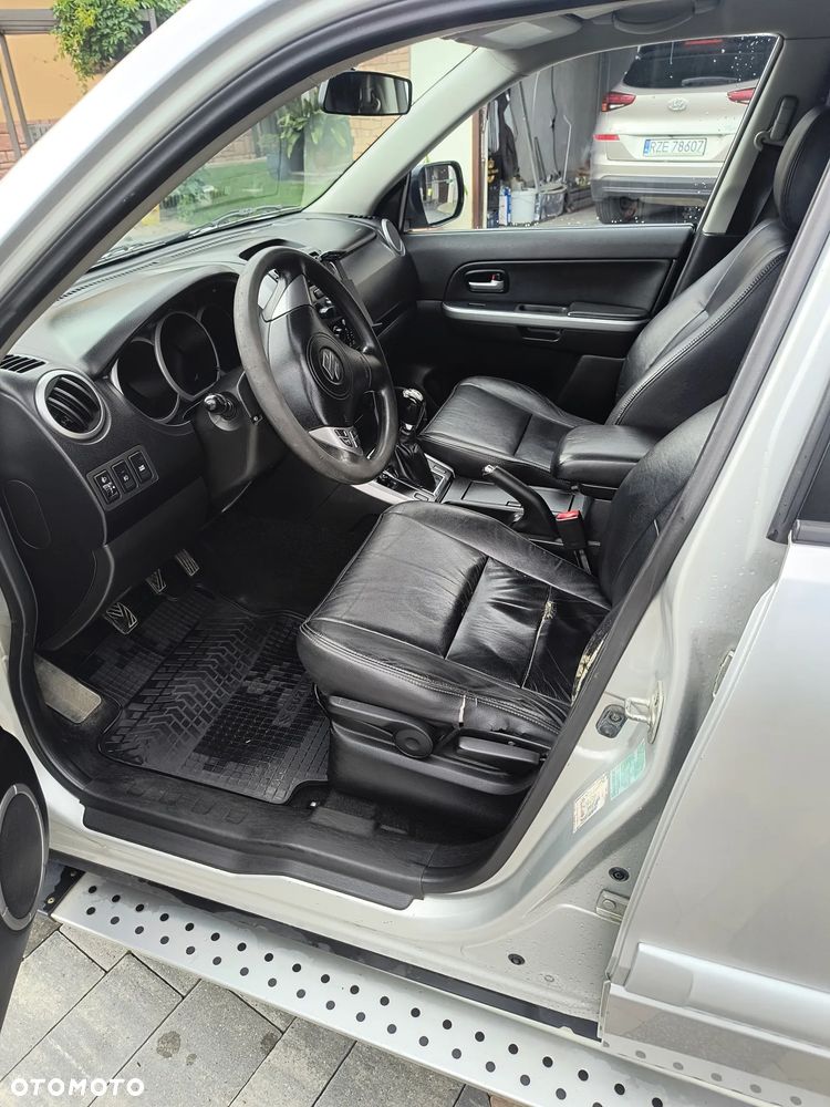 Suzuki Grand Vitara 1.9 DDiS - 7
